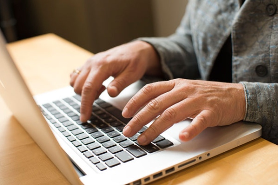 Servizio di invio delle dimissioni online