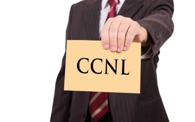 Cambiare il CCNL prima della scadenza? La Cassazione dice no: serve accordo sindacale unanime